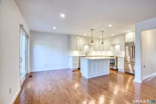 9 Georgetowne N, Greenwich, CT 06831 - Photo 2