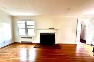 65 Spring Garden St, Hamden, CT 06517 - Photo 8