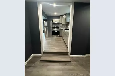 76 Columbus Avenue, Meriden, CT 06451 - Photo 10