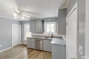 55 Mechanics St, Putnam, CT 06260 - Photo 14