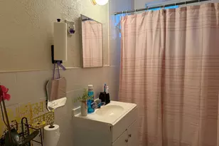 139 Adams St, Hartford, CT 06112 - Photo 8