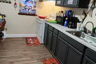 11 Bidwell Ave, East Hartford, CT 06108 - Photo 12