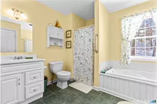 58 Kenmore Ave, Waterbury, CT 06708 - Photo 18