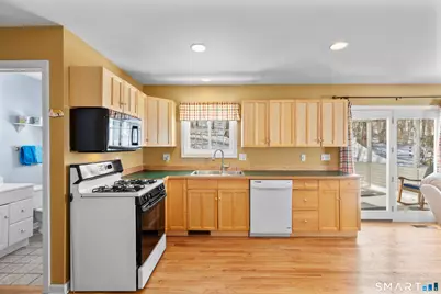 58 Kenmore Avenue, Waterbury, CT 06708 - Photo 8