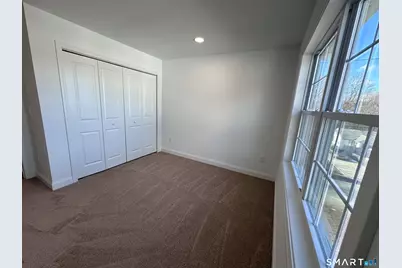 124 Highlawn Street, Waterbury, CT 06705 - Photo 12