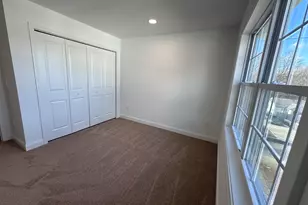 124 Highlawn St, Waterbury, CT 06705 - Photo 12