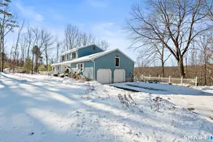 14 Meadow Crest Dr, Woodbury, CT 06798 - Photo 4