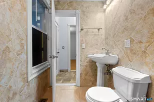 242 Prospect St, Ansonia, CT 06401 - Photo 28