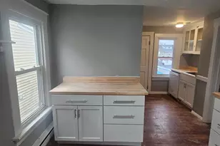 14 Westfield St, West Haven, CT 06516 - Photo 2