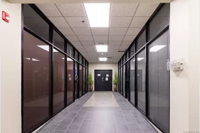 207 Bank Street #1D, Waterbury, CT 06702 - Photo 10