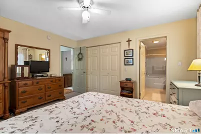 16 Laurelwood Drive, East Lyme, CT 06357 - Photo 18