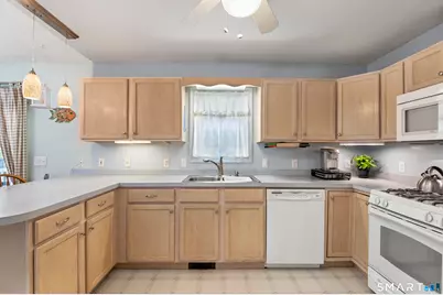 16 Laurelwood Drive, East Lyme, CT 06357 - Photo 12