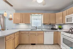 16 Laurelwood Dr, East Lyme, CT 06357 - Photo 12