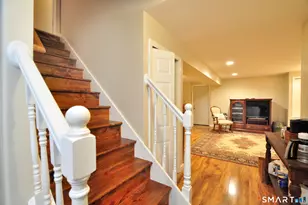 35 Wettleson Ave, West Hartford, CT 06107 - Photo 26