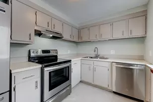 275 Pierremount Ave, New Britain, CT 06053 - Photo 10