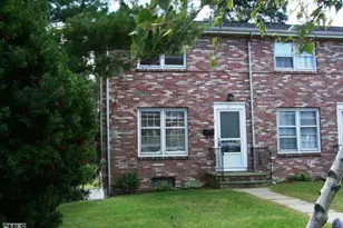 4 Elmwood St, Stamford, CT 06902 - Photo 1