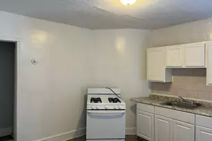 252 Sisson Ave, Hartford, CT 06105 - Photo 4