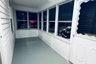 17 Sylvan Ave, Meriden, CT 06451 - Photo 4