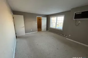 7 Taft Point, Waterbury, CT 06708 - Photo 4