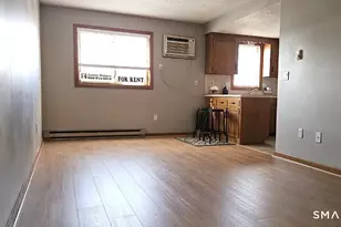 482 East St, Plainville, CT 06062 - Photo 4