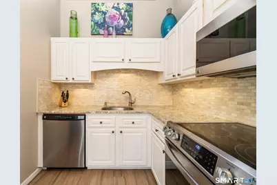 813 Heritage Village #A, Southbury, CT 06488 - Photo 10