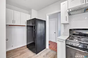 252 Shelton St, Bridgeport, CT 06608 - Photo 16