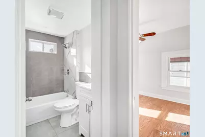 252 Shelton Street, Bridgeport, CT 06608 - Photo 24