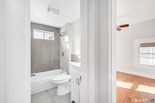 252 Shelton St, Bridgeport, CT 06608 - Photo 24