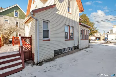 252 Shelton Street, Bridgeport, CT 06608 - Photo 36