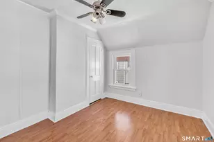 252 Shelton St, Bridgeport, CT 06608 - Photo 32