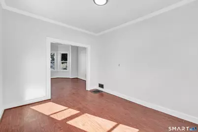 252 Shelton Street, Bridgeport, CT 06608 - Photo 10