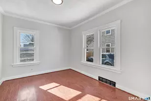 252 Shelton St, Bridgeport, CT 06608 - Photo 12