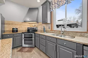 278 Thompsonville Rd, Suffield, CT 06078 - Photo 6