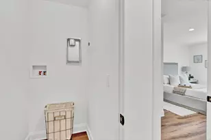 33 Main St, Meriden, CT 06451 - Photo 18