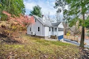 346 Middlebury Rd, Middlebury, CT 06762 - Photo 1