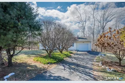 18 Dean Road, Brookfield, CT 06804 - Photo 2