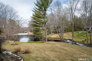 223 Red Fox Rd, Stamford, CT 06903 - Photo 26