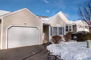 889 Glacier Way, Southington, CT 06489 - Photo 2