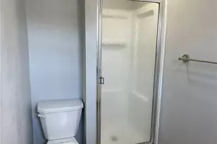 239 N Main St, Norwich, CT 06360 - Photo 16