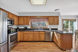 28 Oakcrest Rd, Oxford, CT 06478 - Photo 16