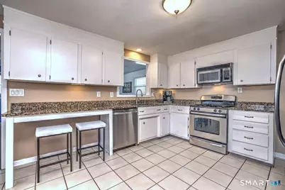 280 Goldbach Drive, Stratford, CT 06614 - Photo 14