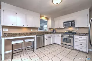 280 Goldbach Dr, Stratford, CT 06614 - Photo 14