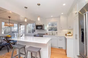 15 Lookout Dr, Ridgefield, CT 06877 - Photo 6