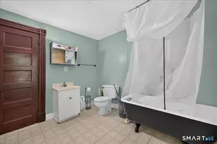 537 Naubuc Ave, Glastonbury, CT 06033 - Photo 28