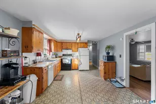 24 E Main St, North Canaan, CT 06018 - Photo 2