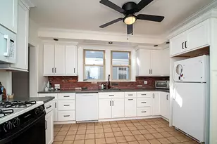 30 Coram St, Hamden, CT 06517 - Photo 12