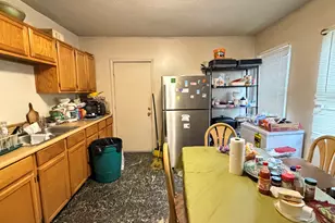 172 Adams St, Hartford, CT 06112 - Photo 2