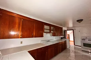 253 Olivia St, Derby, CT 06418 - Photo 6