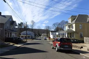 28 Frederick St, Naugatuck, CT 06770 - Photo 32