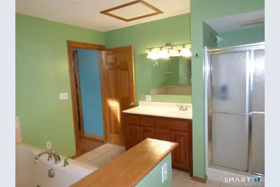 28 Frederick Street, Naugatuck, CT 06770 - Photo 24